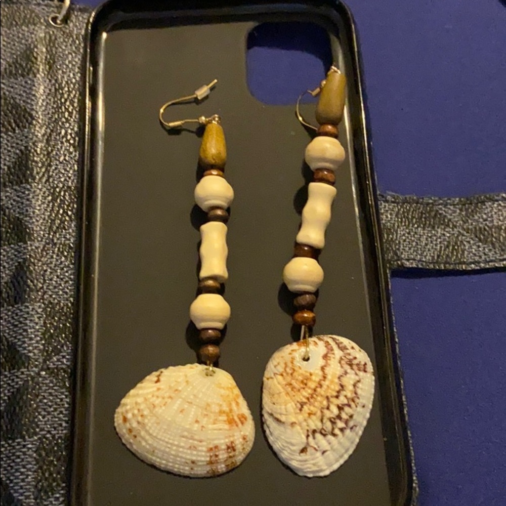 Jewelry - Picture 1 of 1
